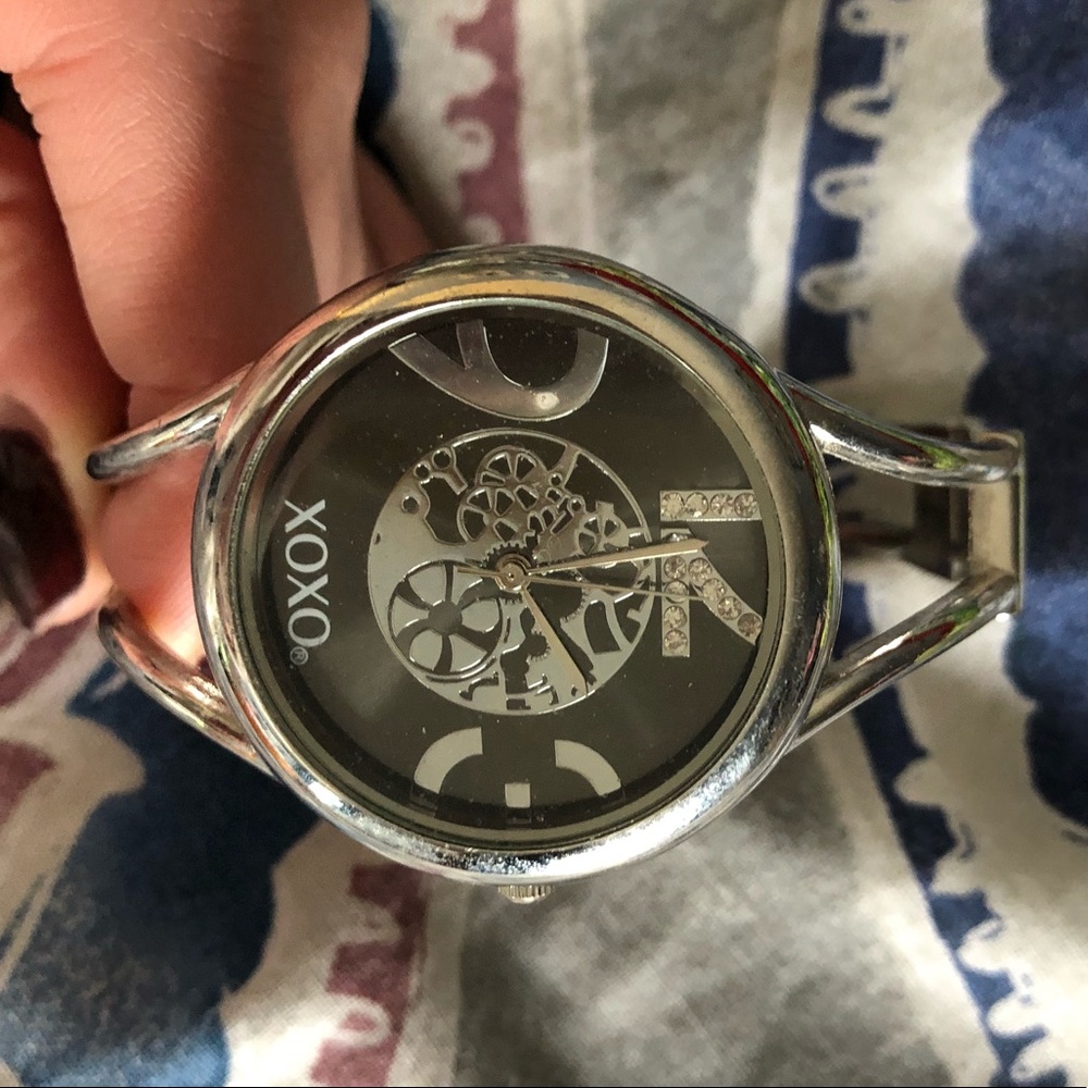 XOXO Bangle Style Watch